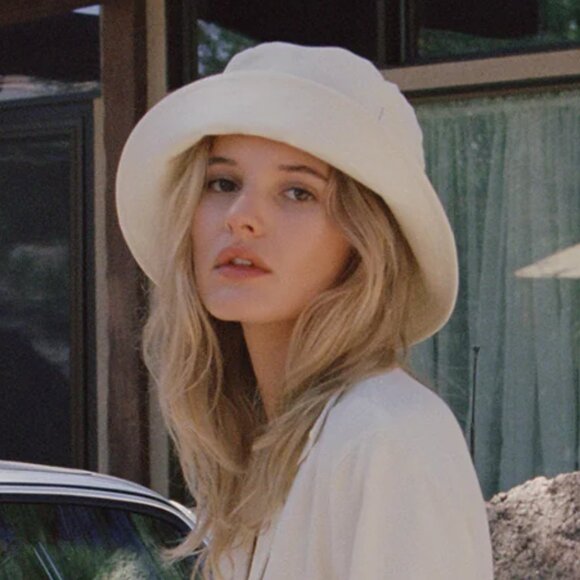 Lack of Color Wave Cotton Canvas Bucket Hat in Beige S/M main image 6